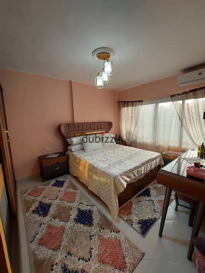 Apartment for rent in Zahraa El Maadi, near the traffic department, with a front and sea view. Area: 105 sq mConsists of: 2 bedrooms, reception, kitche