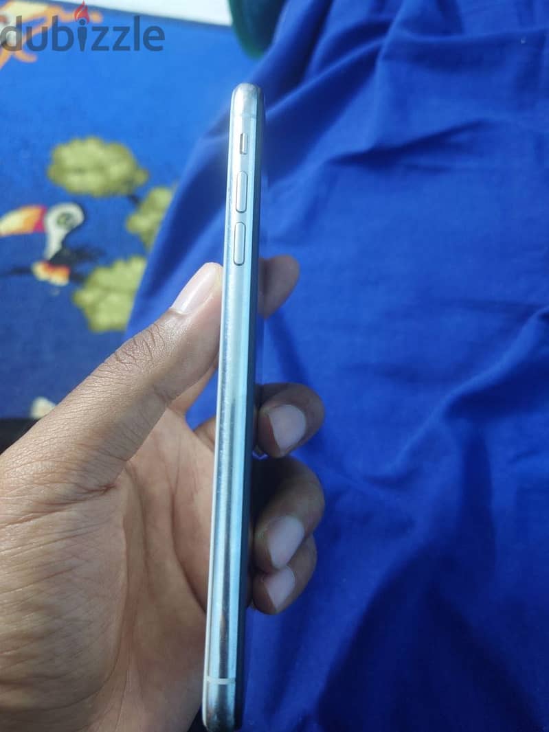 Apple - iPhone XS Max 2