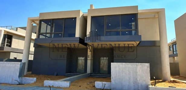 Ready to move Twin house for sale at Bloomfields - below market price - Largest Area
