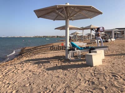 Modern chalet for daily rent in Hurghada with panoramic view, swimming pools, and sea