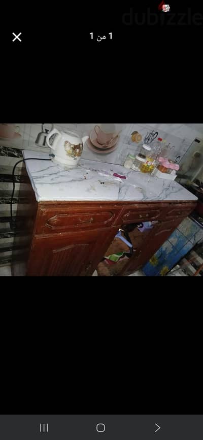 دولاب مطبخ بالرخامه
