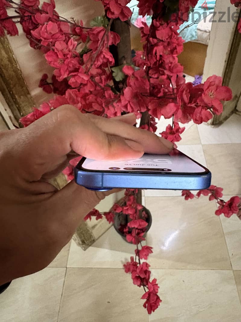 Apple - iPhone 16 1