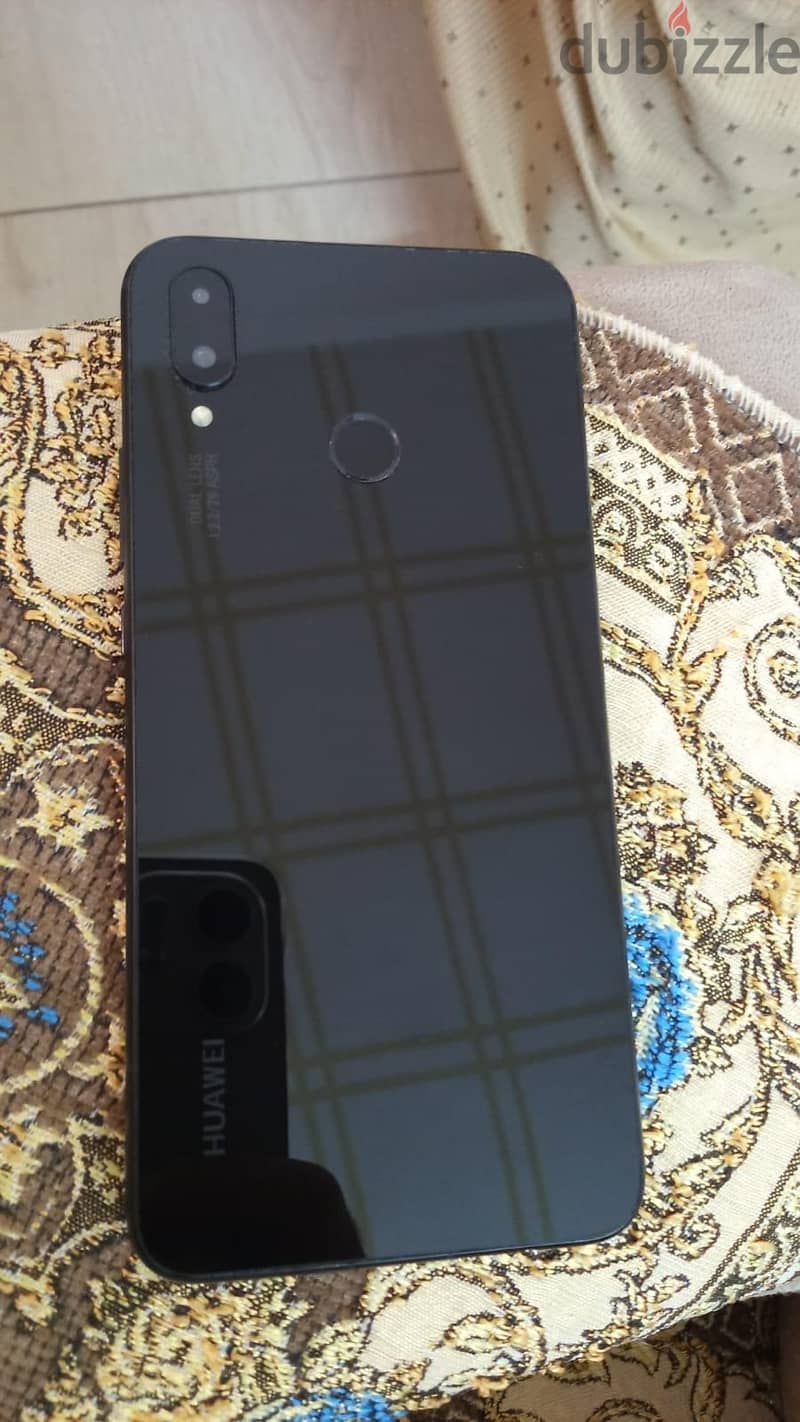 Huawei Nova 3i 3