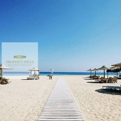شاليه بجاردن عالبحر متشطب بالكامل للبيع في الماظة باي الساحل الشمالي Almaza Bay