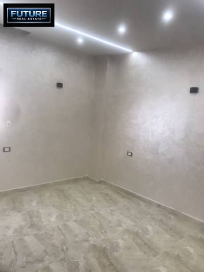 190 m apartment in the Intelligence Authority land in October Gardens