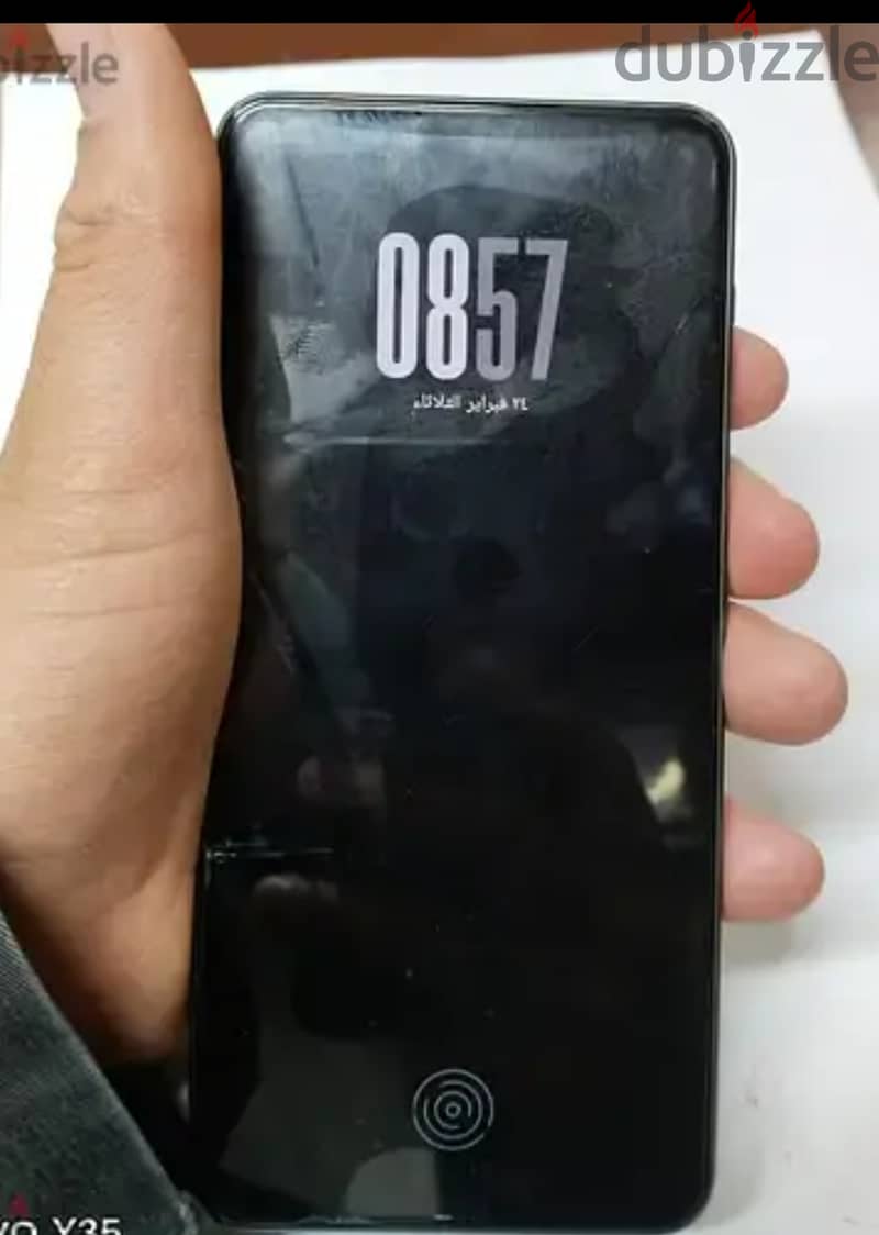 OnePlus ace 2v 1