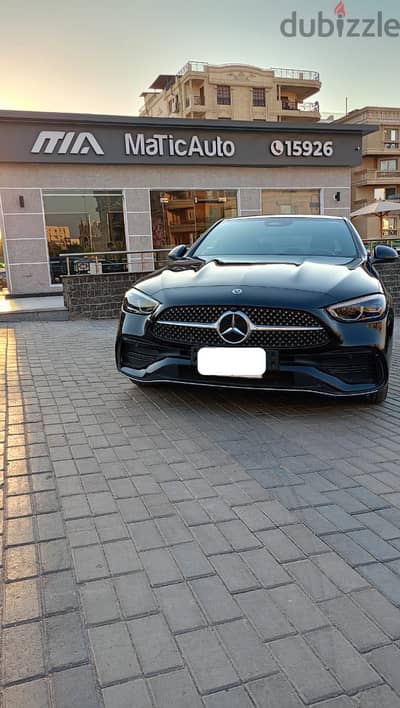 مرسيدس بنز سي 180 2022.