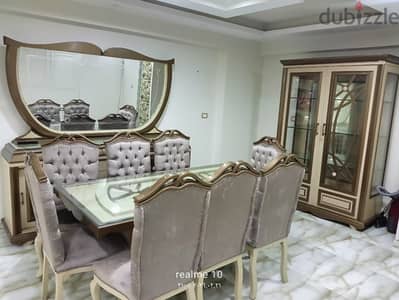 سفره مودرن بحاله جيده جدا