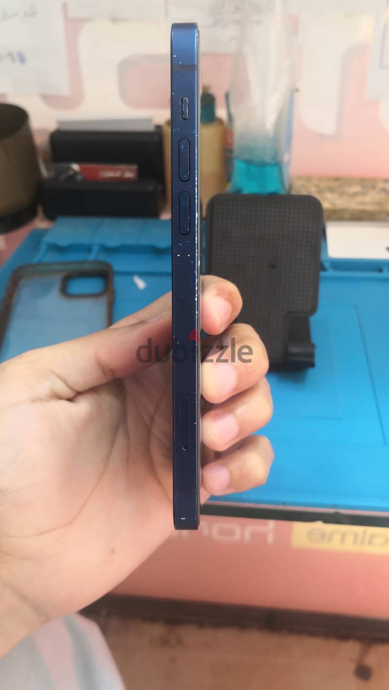 Apple - iPhone 12 6