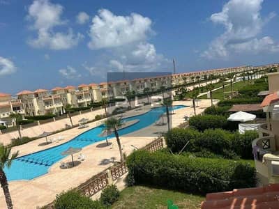 Ground floor chalet for sale in Stella Heights – North Coast. Super Lux finishing, fully furnished with all air conditioning units, ready for immediat