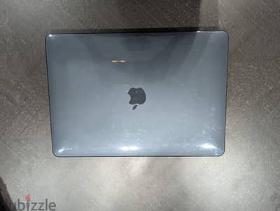 MacBook Pro 13" M2 2022 — 512GB — بطارية 96%