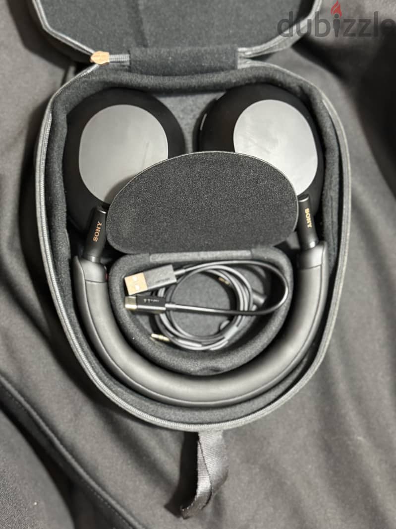 Sony Wh1000 XM5 Headphone 6
