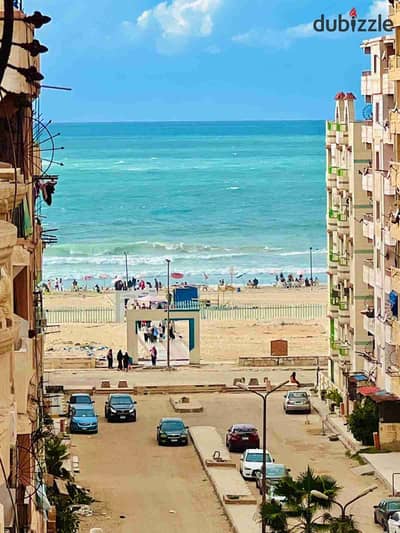 شقه  للبيع في الإسكندرية شاطئ النخيل  بجوار البحر موقع ممتاز جدا شامل الخدمات