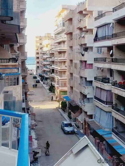 شقه  بجوار البحر  للبيع في الإسكندرية شاطئ النخيل بجوار الخدمات موقع ممتاز