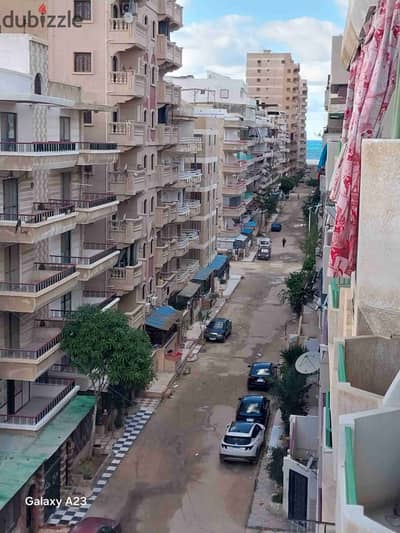 شقه  بالروف  200متر  للبيع في العجمي شاطئ النخيل خطوات من البحر