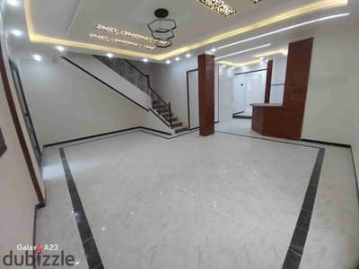 شقه  بالروف  في الإسكندرية شاطئ النخيل خطوات قليلة من البحر الموقع ممتاز شامل الخدمات تشطيب التـــــــــــرا لوكس