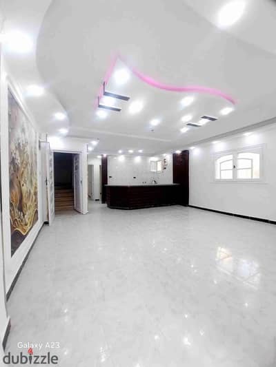 شقه في الإسكندرية شاطئ النخيل  خطوات قليلة من البحر وفي قلب الخدمات