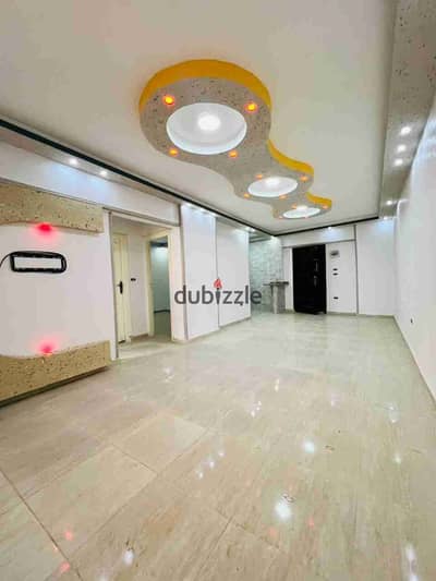 شقه في الإسكندرية شاطئ النخيل بجوار الخدمات موقع سكني ممتاز شامل الخدمات