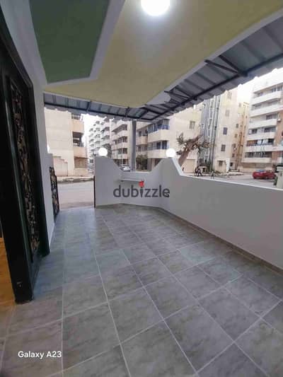شقه ارضي  للبيع في الإسكندرية شاطئ النخيل بجوار الخدمات موقع ممتاز جدا شامل الخدمات