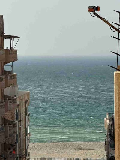 Penthouse apartment in Alexandria, Palm Beach, fourth building from the sea directly, luxury finishing