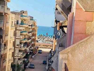 شقه في اسكندرية شاطئ النخيل العجمي بجوار البحر