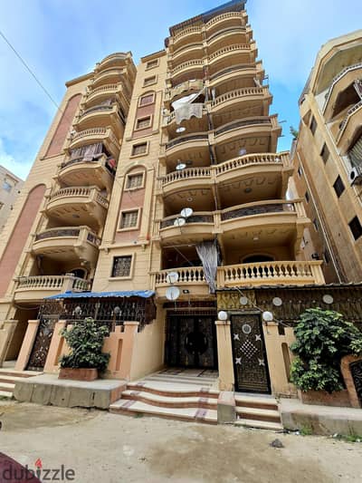 شقه في العجمي اسكندرية شاطئ النخيل  تشطيب التـــــــــــرا لوكس موقع ممتاز جدا شامل الخدمات