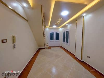 شقه بالروف في اسكندرية شاطئ النخيل بجوار شارع الرئيسى تشطيب التـــــــــــرا لوكس موقع سكني ممتاز شامل الخدمات
