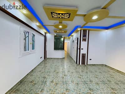 A flat in Al-Ajmi, Al-Nakhil Beach next to the main street, excellent residential location with included services