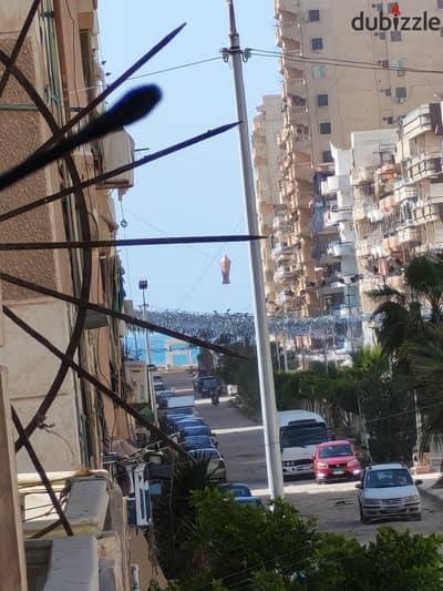 شقه في اسكندرية العجمي شاطئ النخيل بجوار البحر تشطيب التـــــــــــرا لوكس
