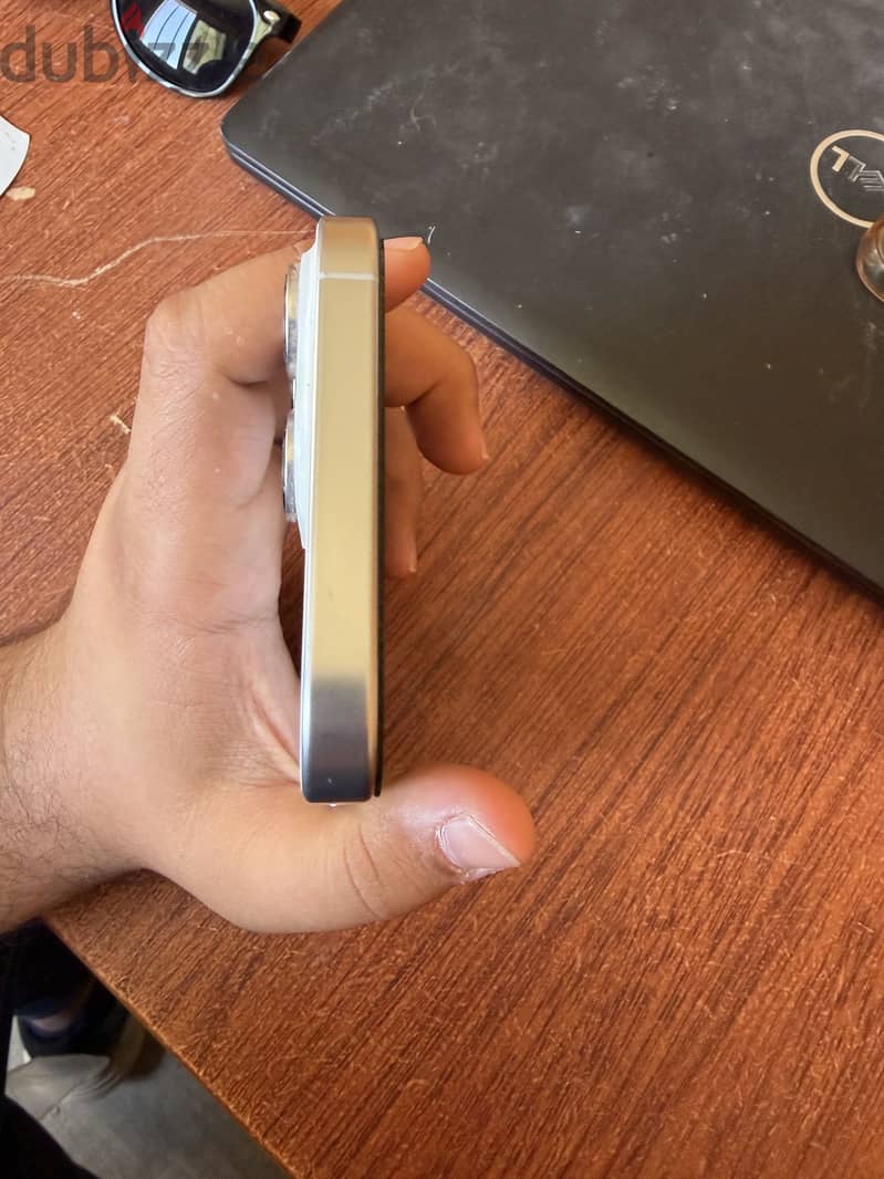 Apple - iPhone 16 Pro Max 3