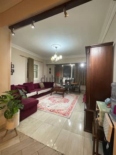 شقه مفروشه بالمهندسين موقع مميز
