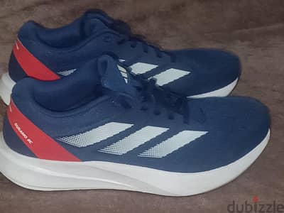 للبيع adidas Duramo SL أصلي  مستعمل ٣ مرات بالضبط