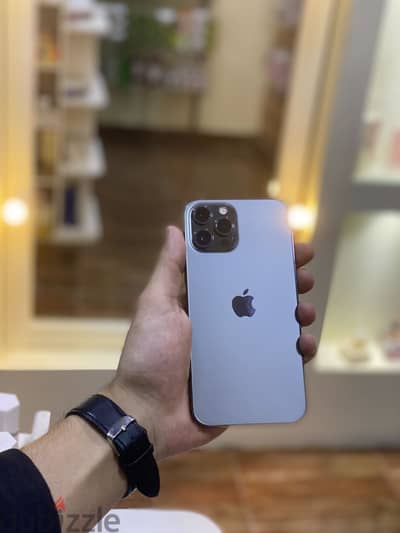 ايفون 12 برو ماكس