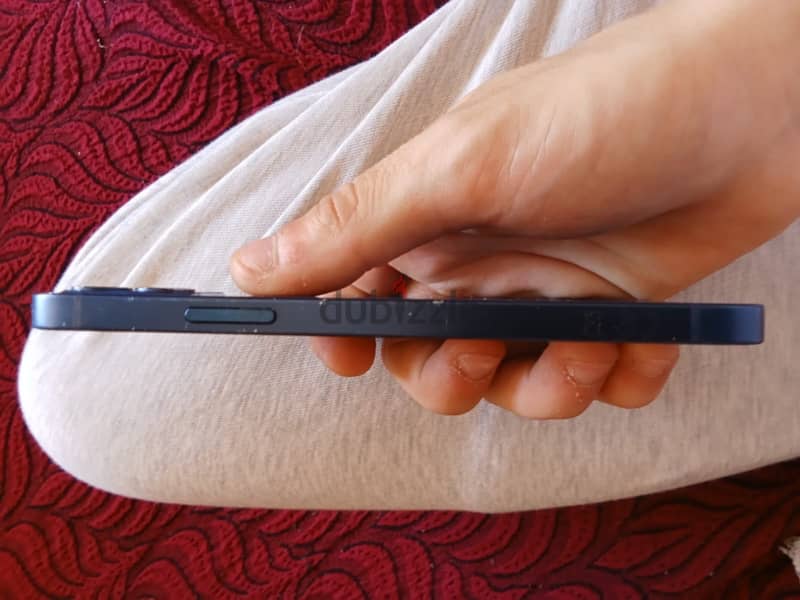 Apple - iPhone 12 4