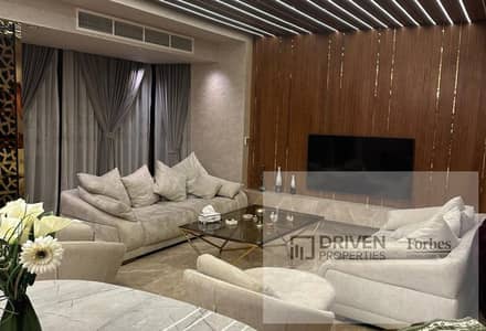 Ready To Move Fully Finished Standalone Villa With Private Pool For Sale In Royal City Compound Near Village West Sheikh Zayed Giza