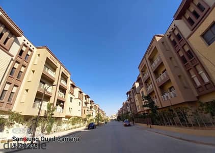 Special price 208m² apartment ready to move in Green 5 Mabany Edris northern expansion Boulcard axis