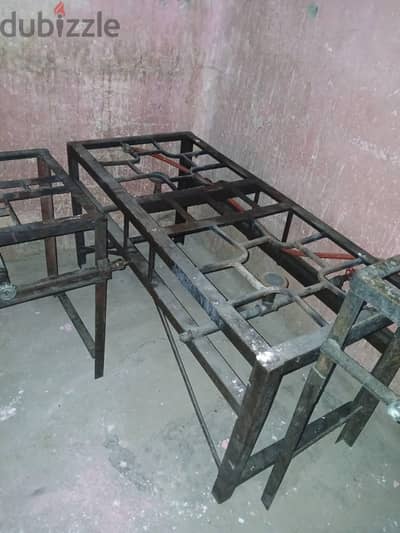 شعلات وانابيب للبيع