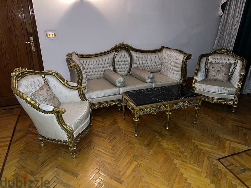Royal Salon 4