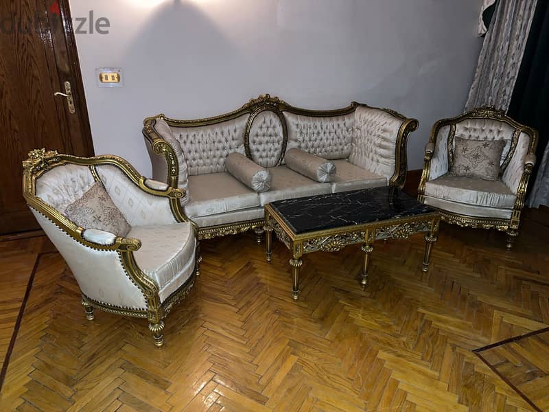 Royal Salon 5