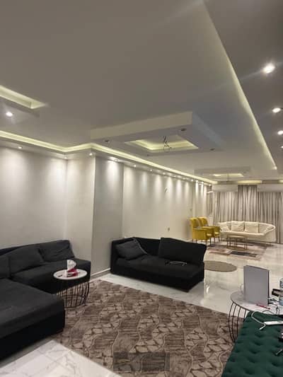 Fully Furnished Apartment for Rent in El Mostathmer El Saghir, Sheikh Zayed | 200 sqm | 3 Bedrooms