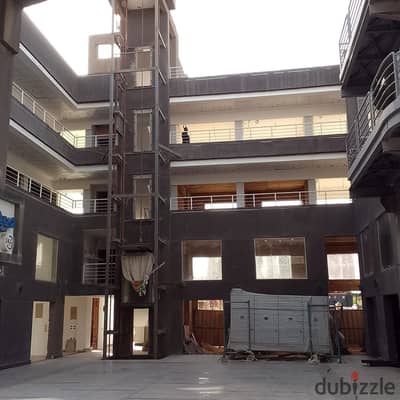 Dawran Place 22 meters facing the tourist walkway and the high-speed train, October Gardens