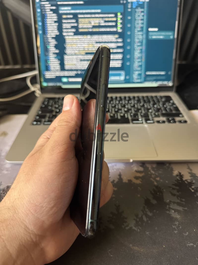 Apple - iPhone 11 Pro 2