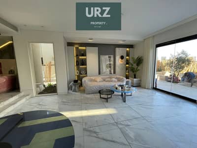 Townhouse villa at a special price in a prime location with a lake view Flexible installments in the New Administrative Capital near Al Maqsad Midt