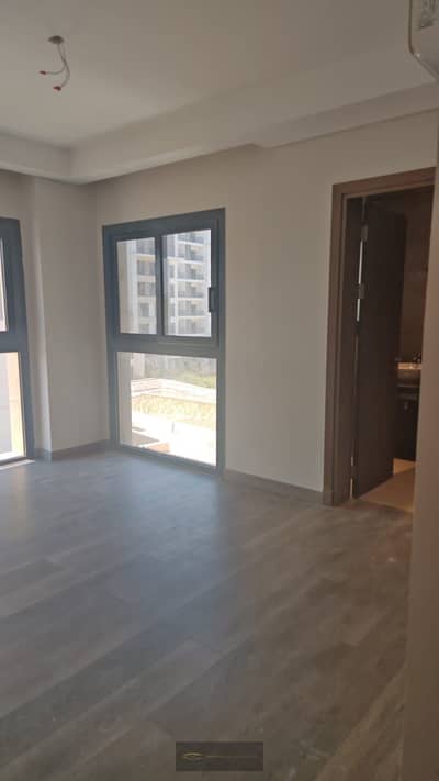 شقة أول سكن للإيجار في أبراج ZED West – الشيخ زايد | 165 م² | فيو مباشر على البارك