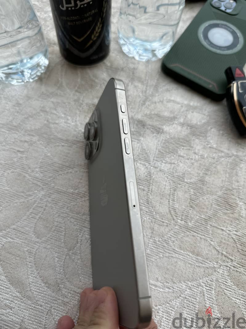 Apple - iPhone 15 Pro Max 7