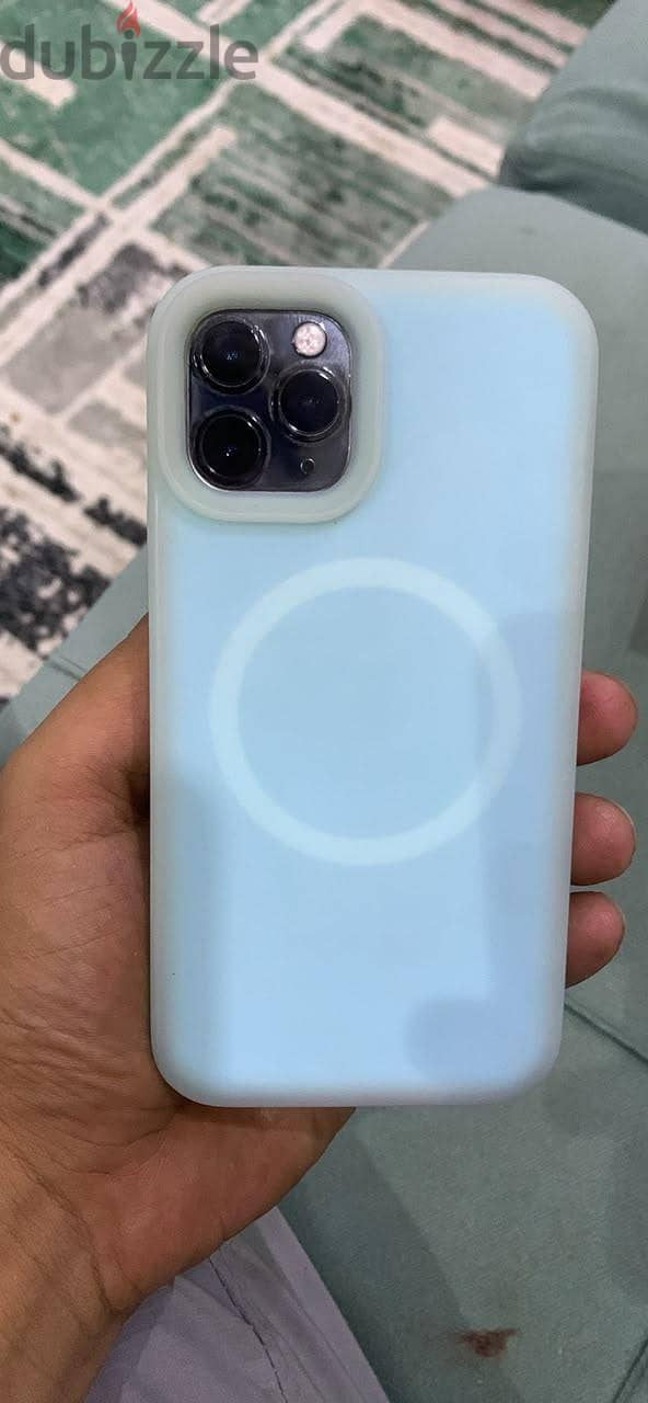 Apple - iPhone 11 Pro 3
