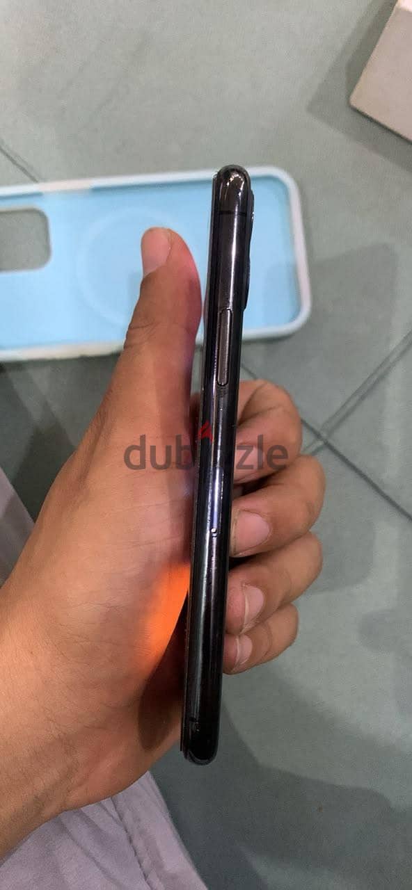 Apple - iPhone 11 Pro 5