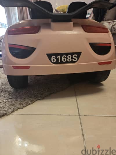 girls pink car