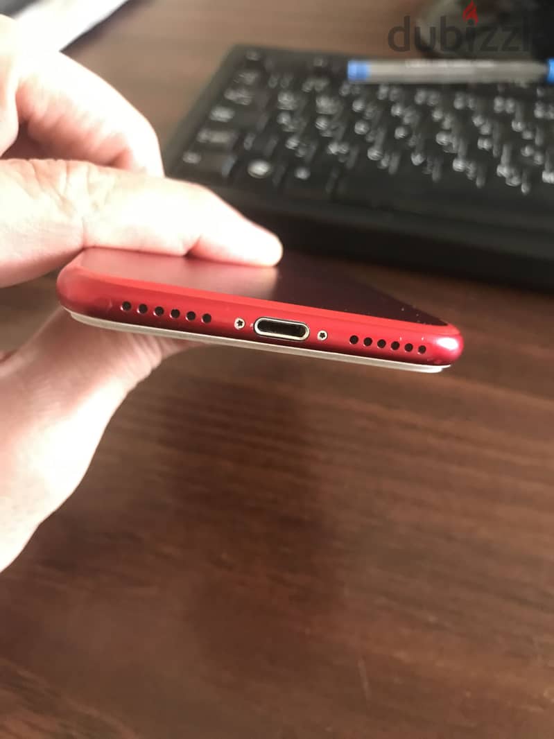 Apple - iPhone 7 5