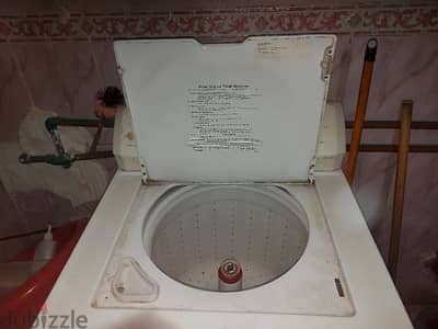 غسالة فريجيدير أمريكي أصلي Frigidaire شغالة تماماً